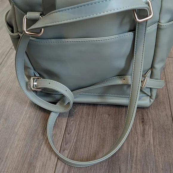 White Elm Luna, Backpack Style Bag - Light Green - Picture 5 of 5